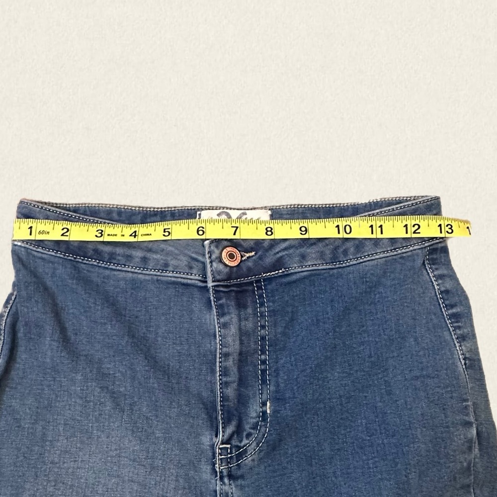 Free People We The Free Just Float High Waist Bellbotton Jeans - Picture 7 of 11
